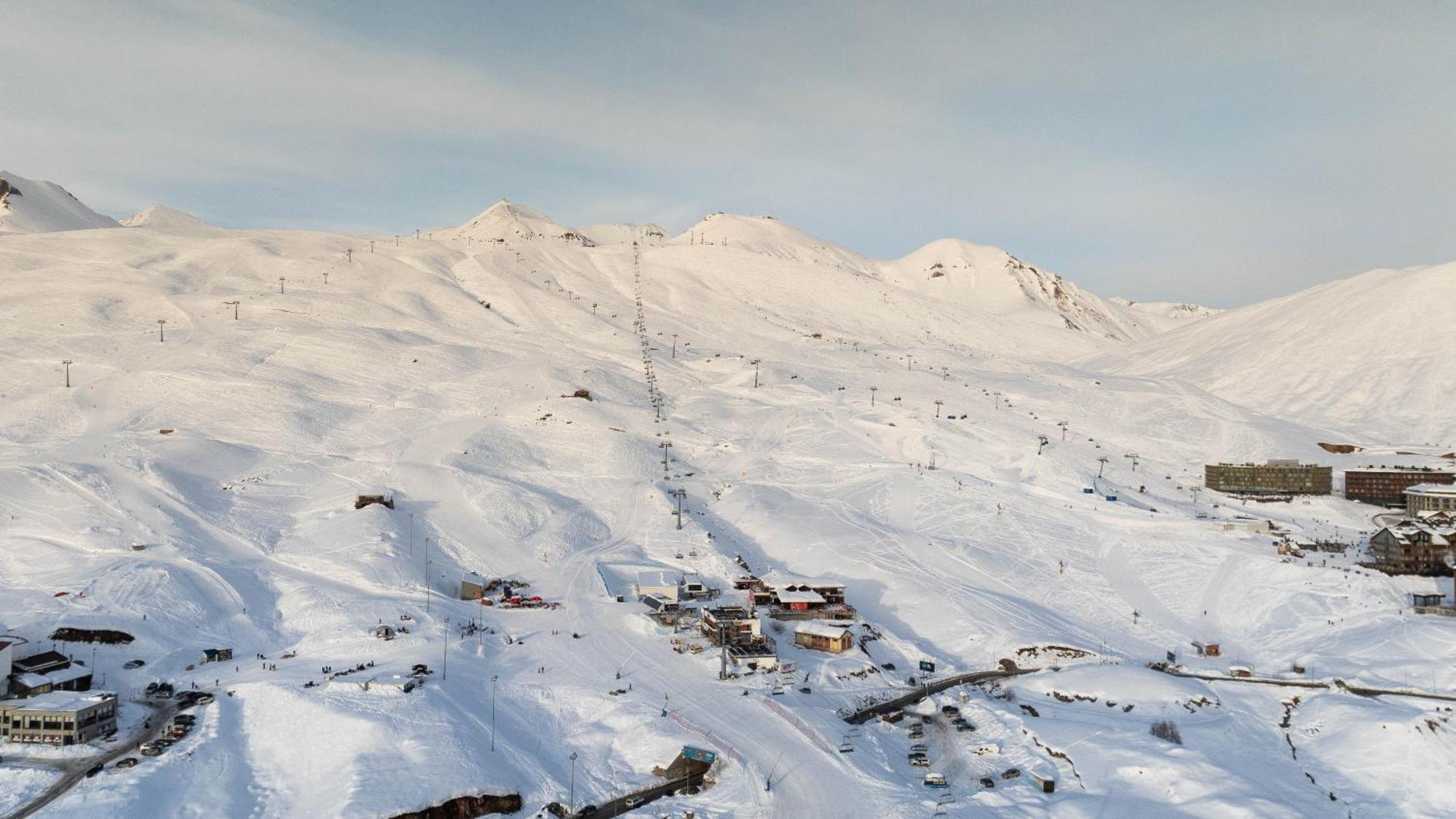 Gudauri Inn Exterior foto The ski resort of Val Thorens